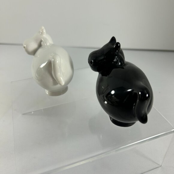 Ceramic Black White Cow Salt Pepper Shakers Country Farmhouse Cattle Bovine - Picture 2 of 7